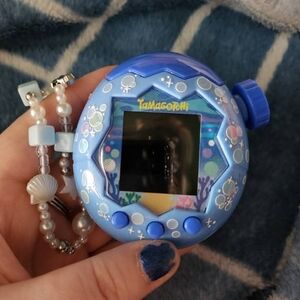 Tamagotchi Paradise - Blue Water